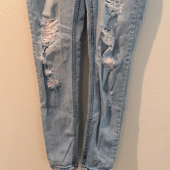 To small - Picture 3 of 4